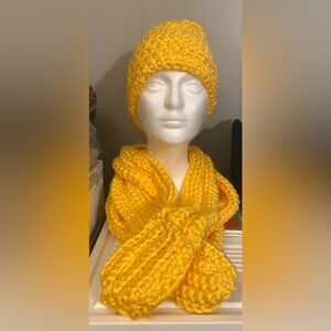 Pitssburg Yellow Hat/Scarf w pockets ( 8ft)